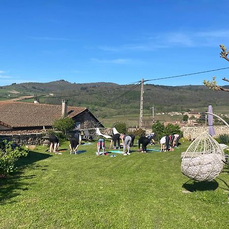 Hotel Au Petit Bonheur Chez Bambina Leynes Zewnętrze zdjęcie