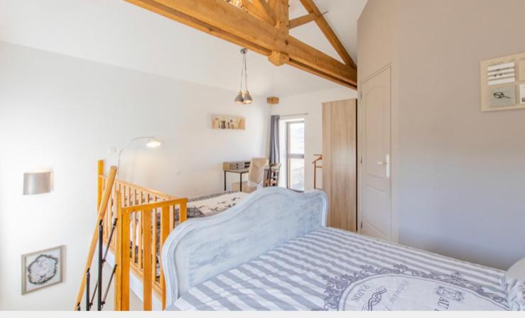 Hotel Au Petit Bonheur Chez Bambina Leynes Zewnętrze zdjęcie