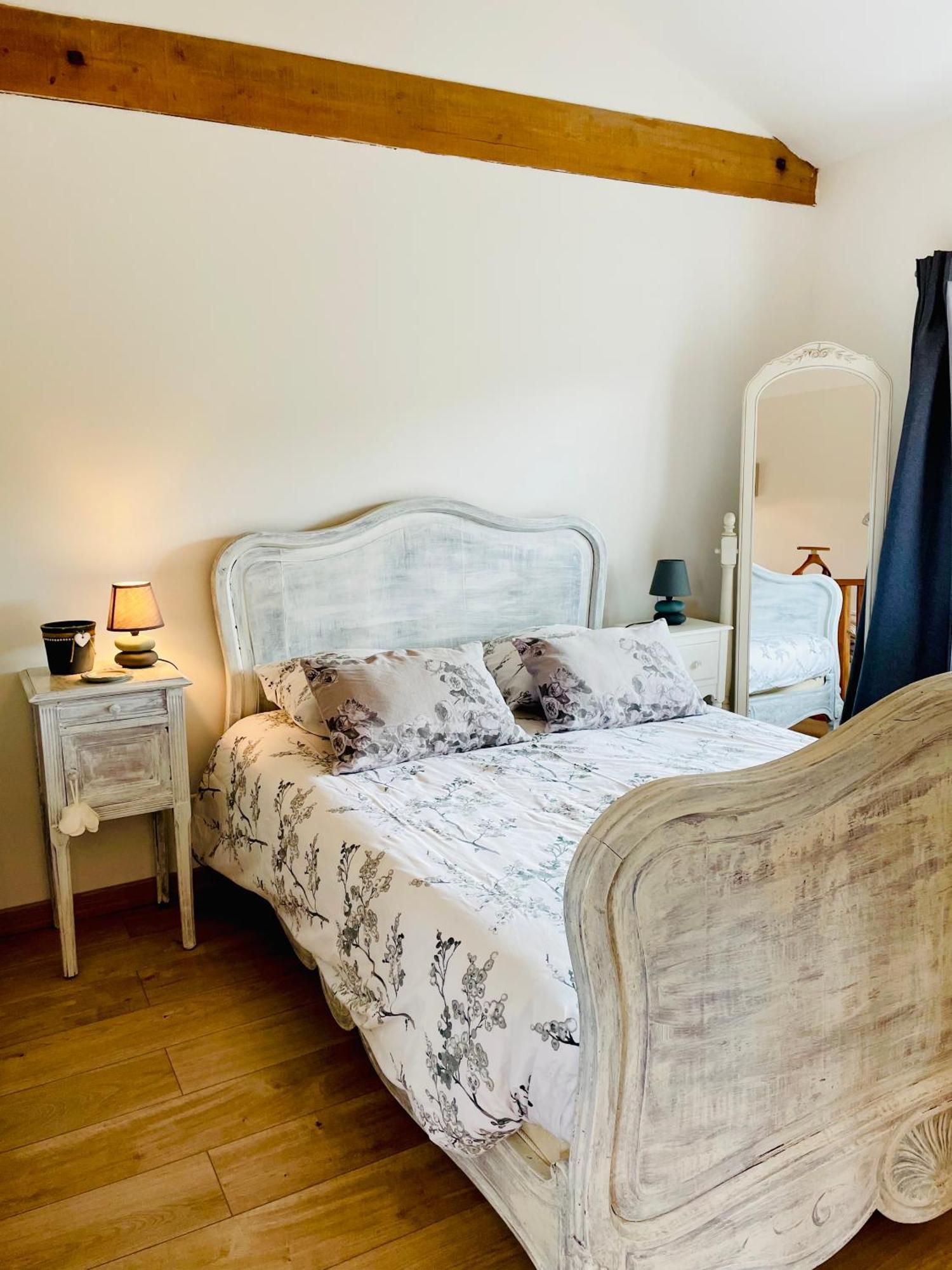 Hotel Au Petit Bonheur Chez Bambina Leynes Zewnętrze zdjęcie