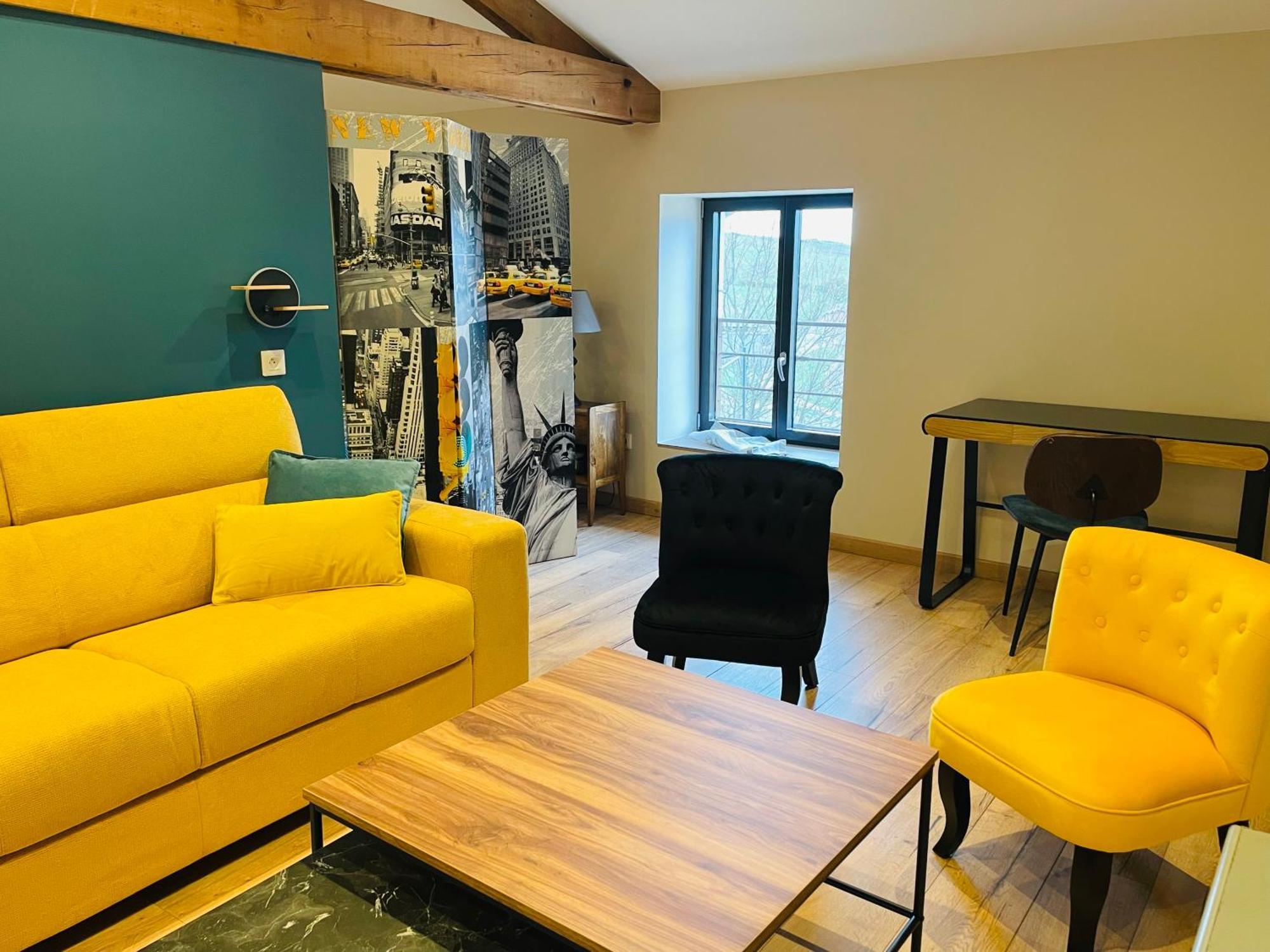 Hotel Au Petit Bonheur Chez Bambina Leynes Zewnętrze zdjęcie